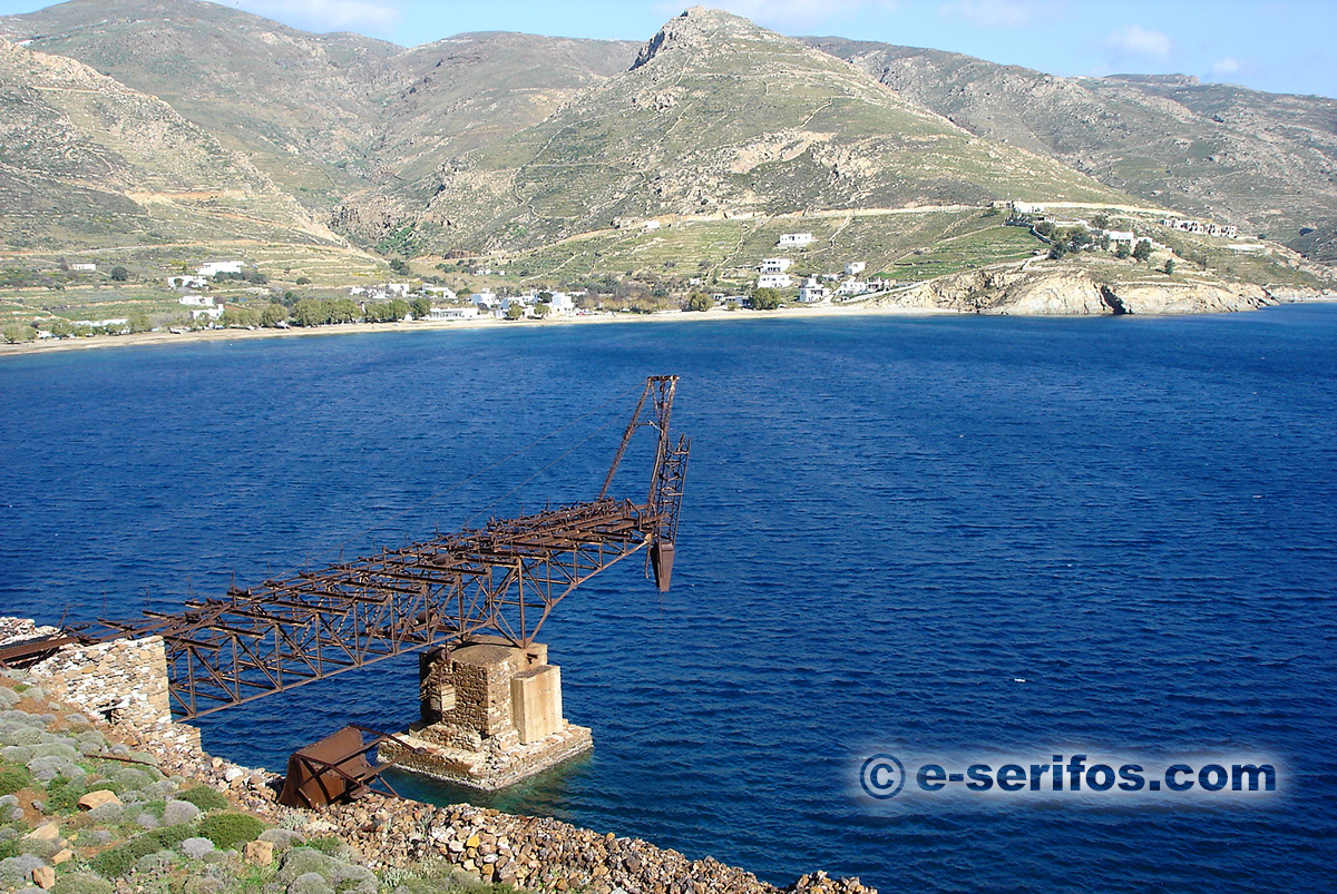 Des restes d'installations minières à Koutalas de Serifos